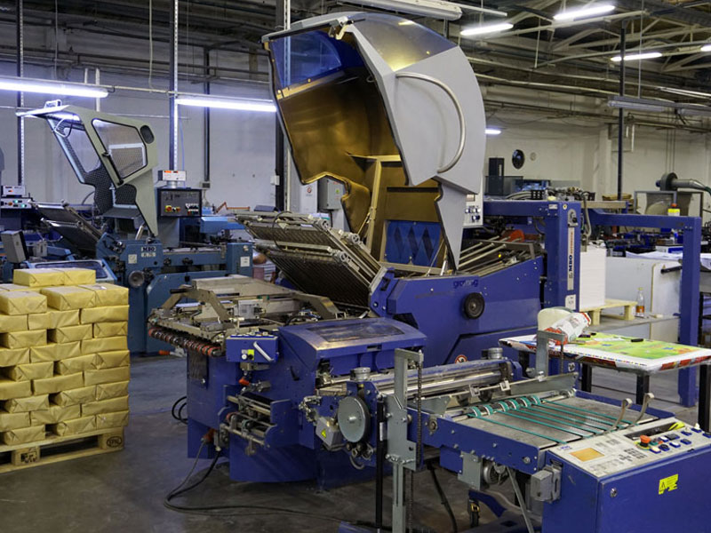 Print-House-Romania---Binding-and-Finishing